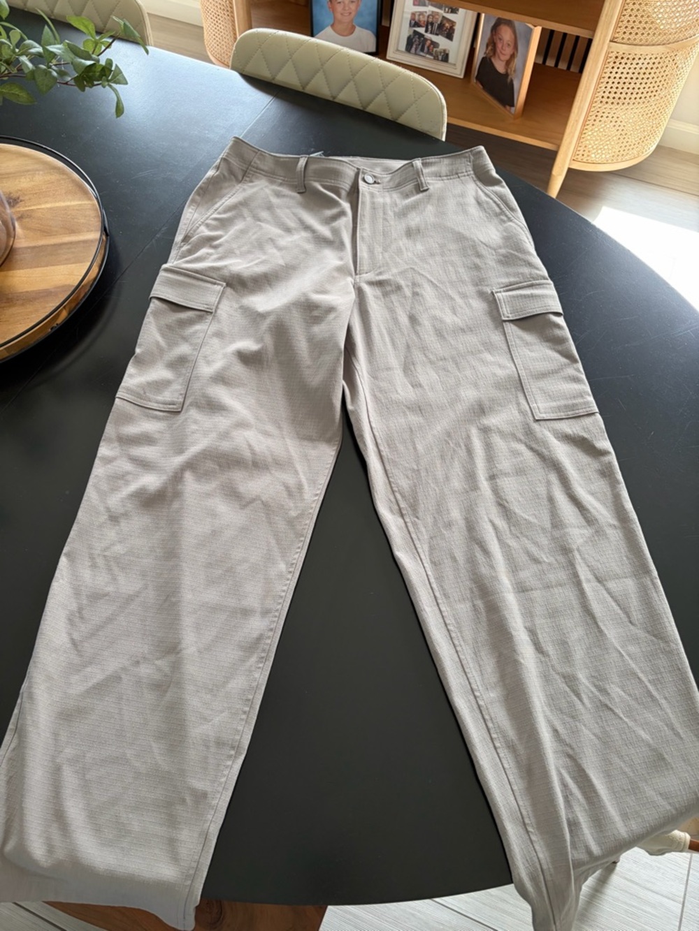Men’s lululemon cargo pants